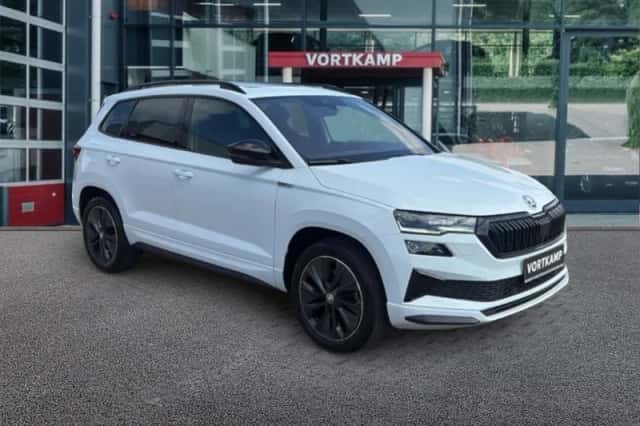 Škoda Karoq (2023) thumbnail 3