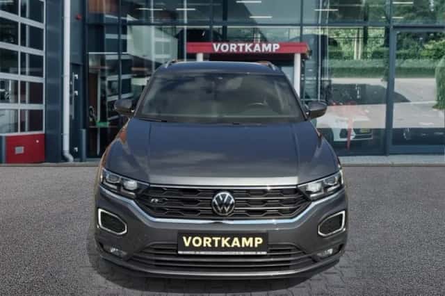 Volkswagen T-Roc (2022) thumbnail 2