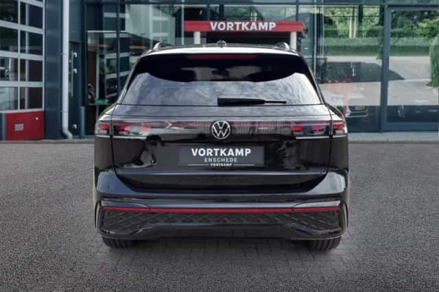 Volkswagen Tiguan (2025) thumbnail 6