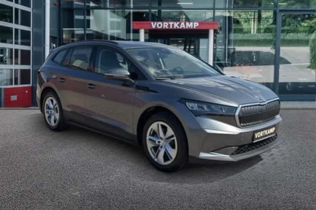 Škoda Enyaq (2023) thumbnail 3