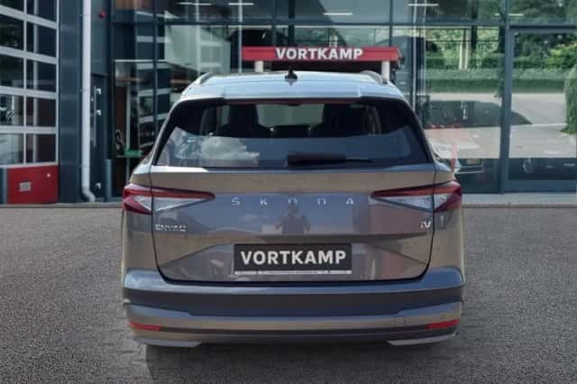 Škoda Enyaq (2023) thumbnail 6