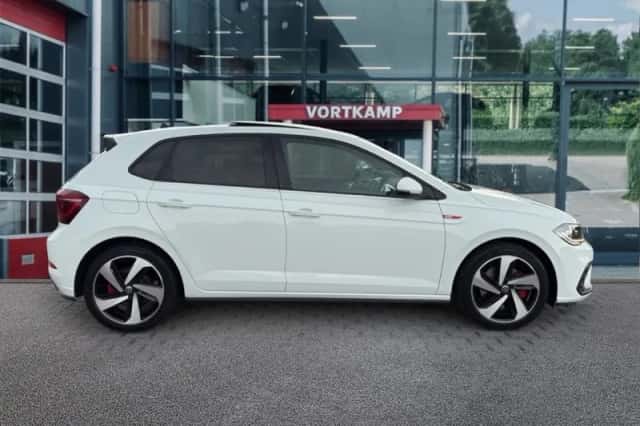 Volkswagen Polo (2022) thumbnail 4