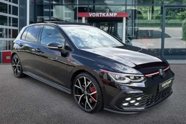 Volkswagen Golf (2022) thumbnail 3