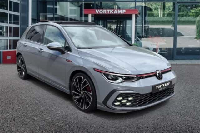 Volkswagen Golf (2020) thumbnail 3