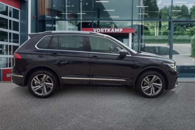 Volkswagen Tiguan (2022) thumbnail 4