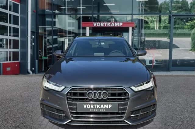Audi A6 (2018) thumbnail 2