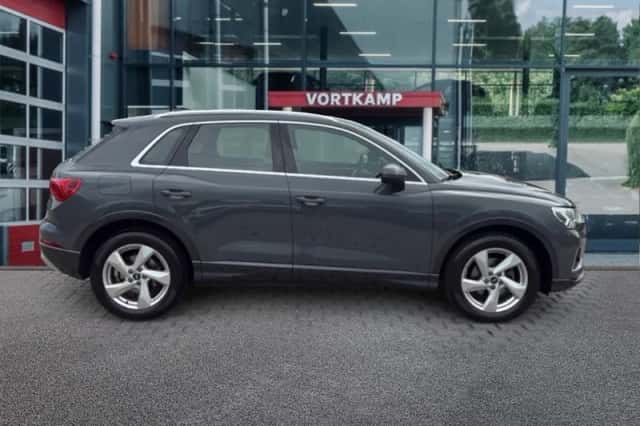 Audi Q3 (2022) thumbnail 4