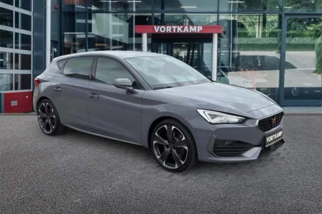 CUPRA Leon (2022) thumbnail 3