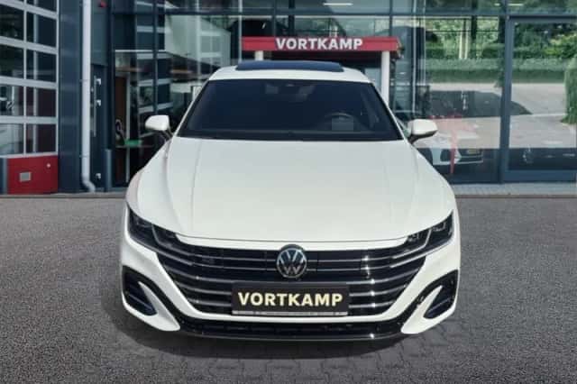 Volkswagen Arteon (2022) thumbnail 2