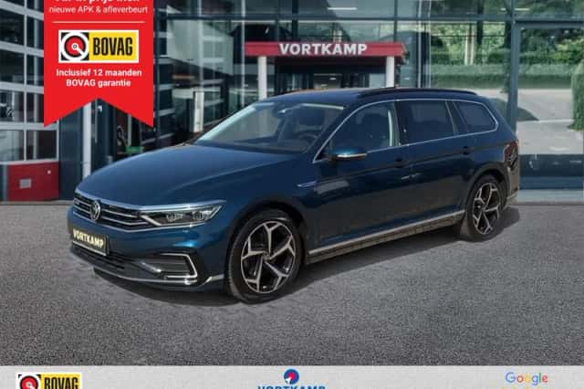 Volkswagen Passat (2021) thumbnail 1