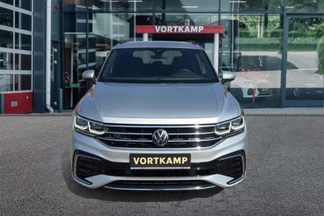 Volkswagen Tiguan (2022) thumbnail 2