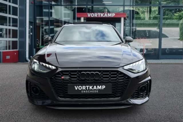 Audi RS 4 (2020) thumbnail 2