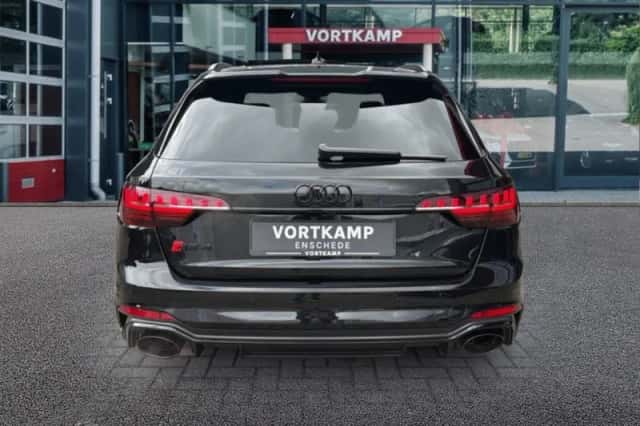 Audi RS 4 (2020) thumbnail 6