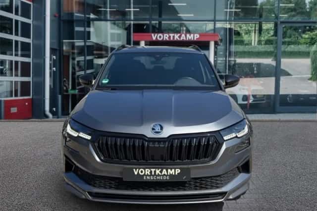 Škoda Karoq (2023) thumbnail 2