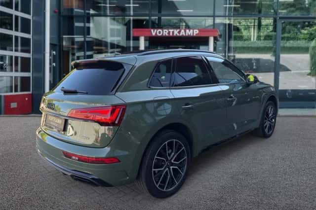 Audi Q5 (2022) thumbnail 5