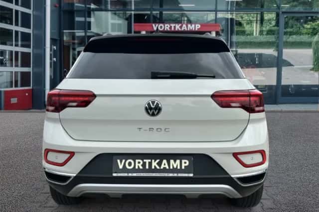 Volkswagen T-Roc (2022) thumbnail 6