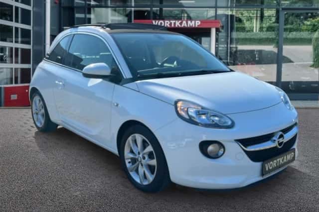 Opel Adam (2017) thumbnail 3