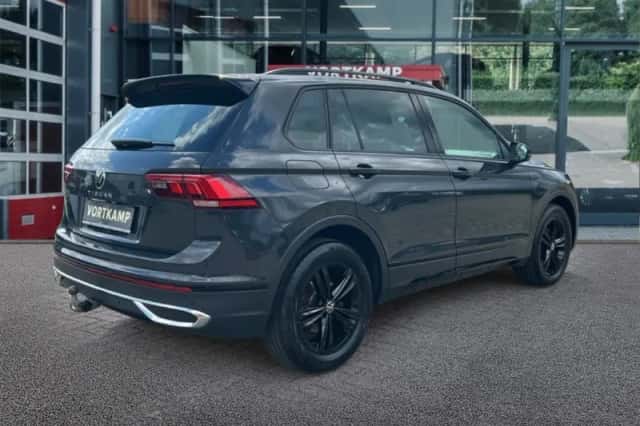 Volkswagen Tiguan (2022) thumbnail 5