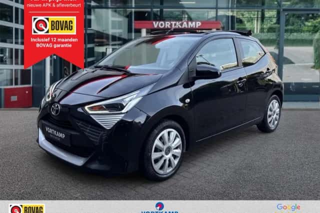 Toyota Aygo (2021) thumbnail 1