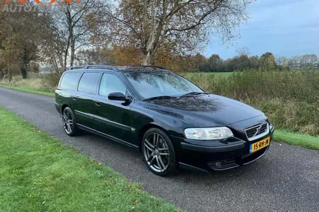 Volvo V70 (2005) thumbnail 2