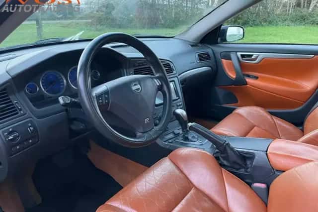 Volvo V70 (2005) thumbnail 5