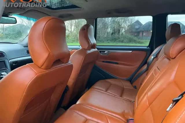 Volvo V70 (2005) thumbnail 6