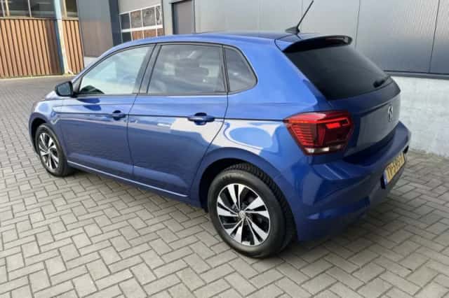 Volkswagen Polo (2018) thumbnail 3
