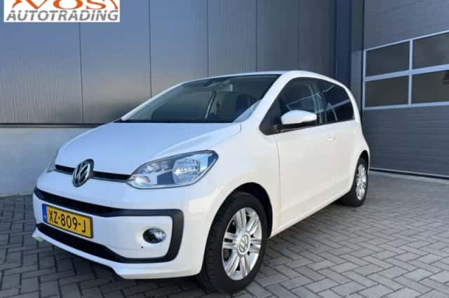 Volkswagen Up! (2019) thumbnail 1