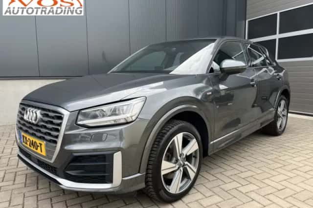 Audi Q2 (2017) thumbnail 1