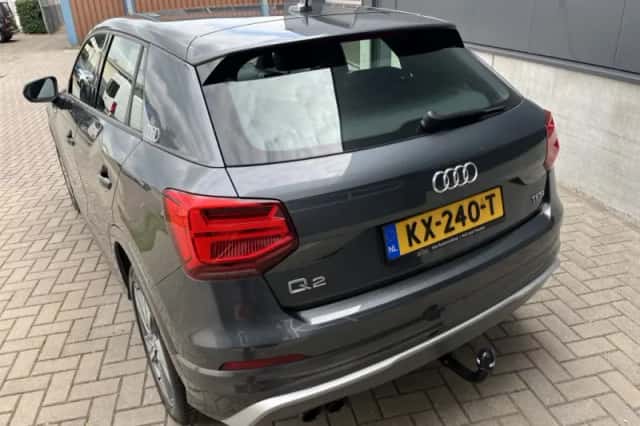 Audi Q2 (2017) thumbnail 4
