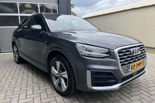 Audi Q2 (2017) thumbnail 6