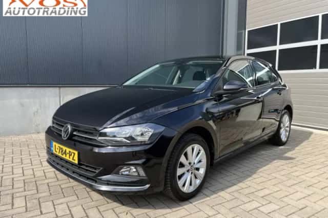Volkswagen Polo (2021) thumbnail 1
