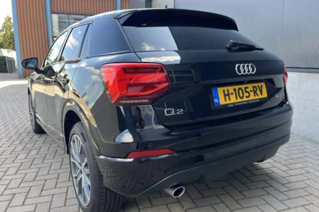 Audi Q2 (2020) thumbnail 3