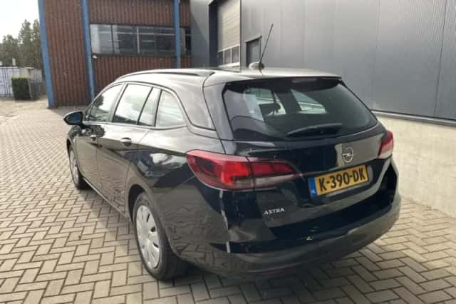 Opel Astra (2020) thumbnail 4