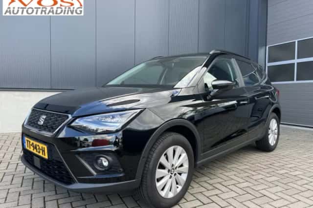 SEAT Arona (2018) thumbnail 1