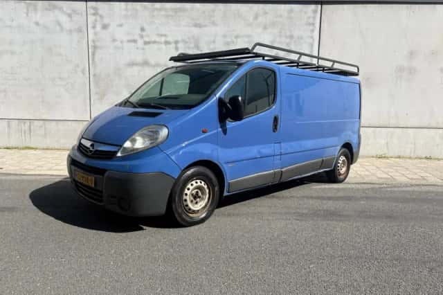 Opel Vivaro (2008) thumbnail 1