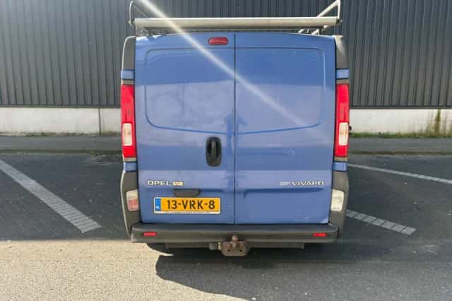 Opel Vivaro (2008) thumbnail 5