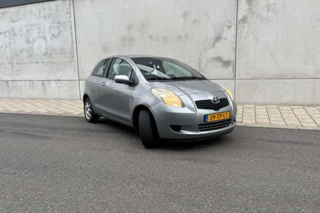 Toyota Yaris (2007) thumbnail 1