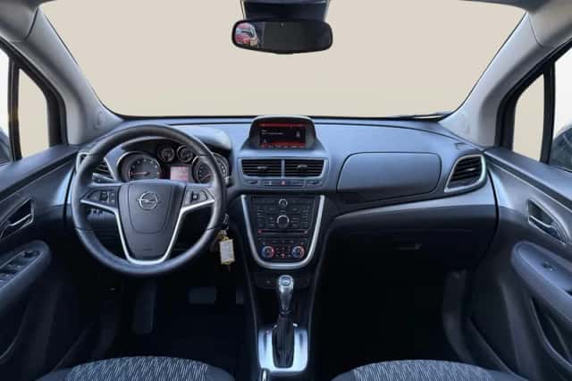 Opel Mokka (2015) thumbnail 9