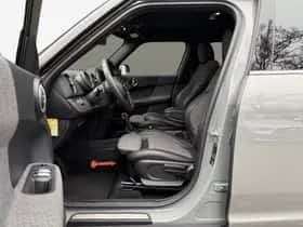 MINI Countryman (2018) thumbnail 18