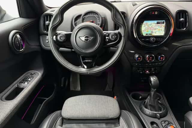 MINI Countryman (2018) thumbnail 20