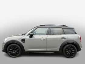 MINI Countryman (2018) thumbnail 3
