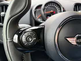 MINI Countryman (2018) thumbnail 25
