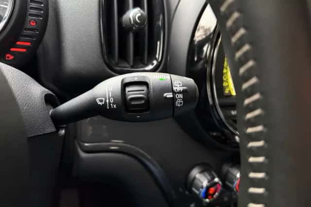 MINI Countryman (2018) thumbnail 28