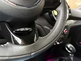 MINI Countryman (2018) thumbnail 29