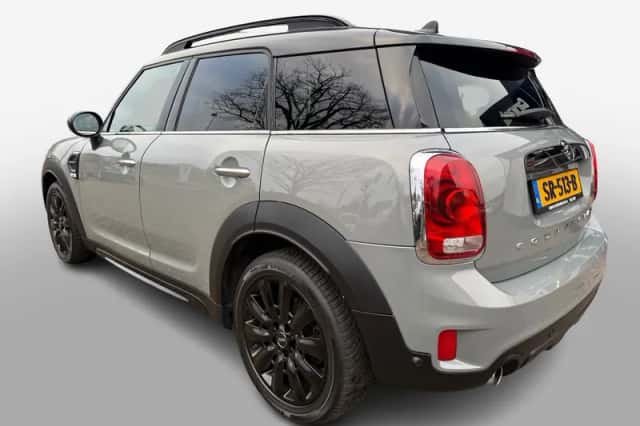 MINI Countryman (2018) thumbnail 4