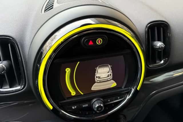 MINI Countryman (2018) thumbnail 31