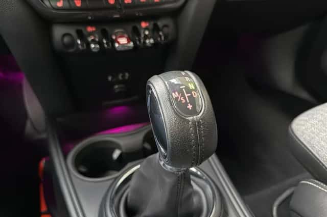 MINI Countryman (2018) thumbnail 35