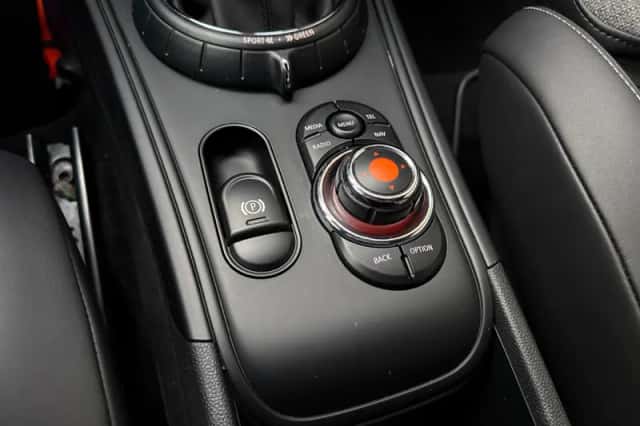 MINI Countryman (2018) thumbnail 36