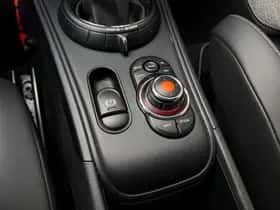 MINI Countryman (2018) thumbnail 36
